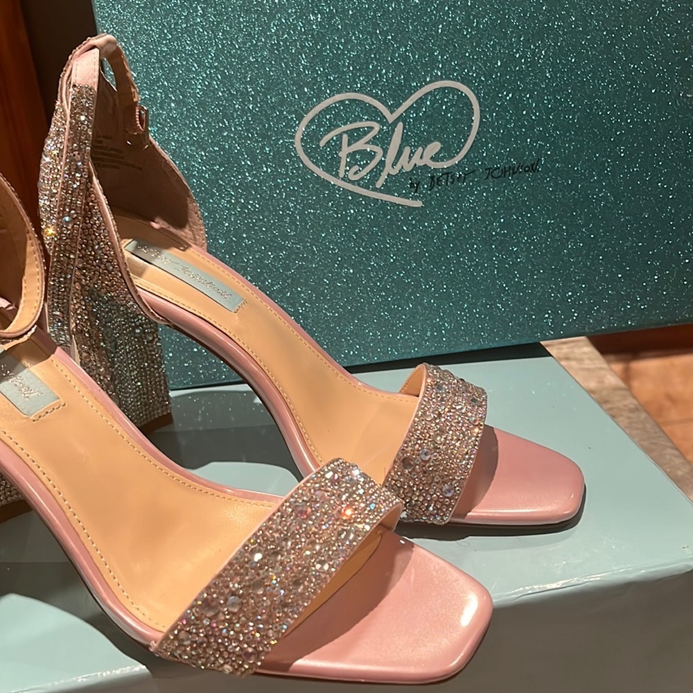 Nice Elegant Chunky Heel by Blue by Bestie Johnson